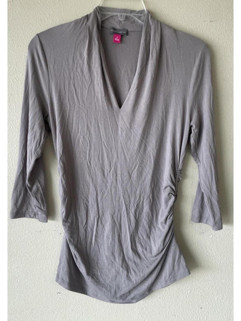 vince camuto Small 3/4 Sleeve V Neck Top